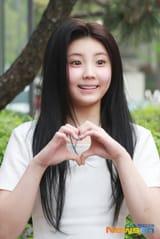 240416-ILLIT-s-Wonhee-at-KBS-Building-documents-1