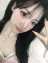 GyDVIbHasAAweP_