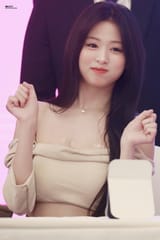 Ge7EoQOboAAhWvl