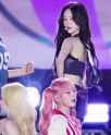 250804 이지 E.JI 아이칠린 ICHILLIN &#039;XL (Extra Love)&#039; 4K 60P 직캠 @울산 음악중심 by DaftTaengk [qtLEETBxznU]c7_thumb.jpg