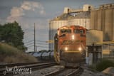 WEB-09.15.18-CSX-K976-with-BNSF-8793-at-North-Howell-Evansville-IN