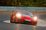 porsche-911-GT2-RS-MR-is-the-fastest-road-legal-sports-car-on-the-‘Ring’