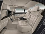 2016-bmw-7-series-interior-images-1900x1200-10