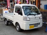 Daihatsu_HIJET_TRUCK_High-Roof_(EBD-S500P)_front