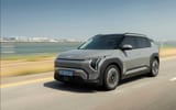 kia-ev3-baseline-shale-grey-seoul-dynamic-hires-0009