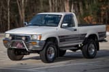 1990_toyota_hilux_16119457320c87d1dc9f43E9B0E7-27C0-4460-A95E-E38B72330C51-2710527326