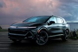 2025-chevrolet-equinox-ev-rs-ak-1
