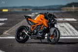2024-ktm-1390-super-duke-r