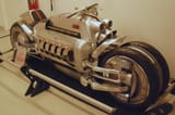 Hemi_powered_motorcycle_--_Walter_P_Chrysler_Museum_10-23-2010_148_N