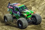 322232-monster-truck-race-racing-offroad-4x4-hot-rod-rods-monster-trucks-truck-40[1]