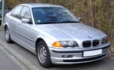 1200px-BMW_E46_front_20080328