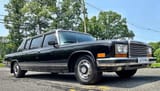 1985-zil-4104-front-64b997fa3b51a