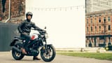 2024-Yamaha-XS125-EU-Heritage_White-Static-001-03