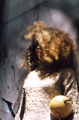mannequin - globe