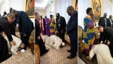 pope francis feet 2