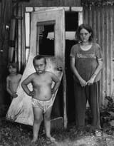 Alma-Gale-and-Children_03