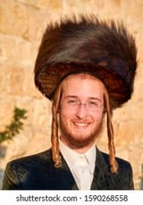 jerusalem-israel-orthodox-jews-praying-260nw-1590268558
