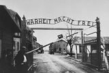 truth-will-set-you-free-auschwitz-gate