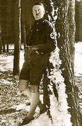 csm_Hitler_in_Tracht_9120508786