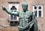 Augustus-statue-Rome-189362666