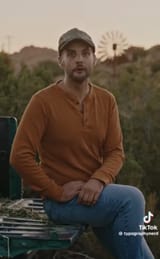 white fag dudes for Harris