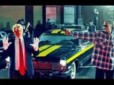 6562bc36f38869b520e992c3_Snoop-Dogg-Trump-Shoot-Video
