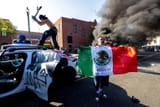 manifestantes-destrozan-waymo-alphabet-google-angeles-4333482