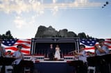 03dc-virus-trump-superJumbo-v5