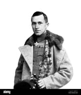 ernst-junger-portrait-of-the-german-author-soldier-philosopher-and-entomologist-ernst-jnger-1895-1998-1920-2W8XP1E-208443010