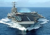 US_Navy_020928-N-3653A-001_The_nuclear-powered_aircraft_carrier_USS_George_Washington_(CVN_73)_transits_the_Atlantic_Ocean