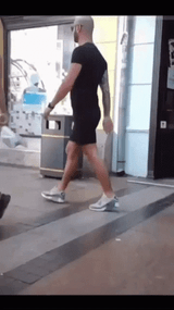 andrew-tate-walking