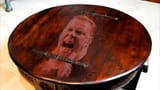 I AM THE TABLE