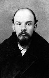 190px-Lenin-1895-mugshot