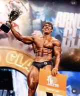 sam-sulek-wins-the-arnold-classic-amateur-officially-v0-d7bpodk07rle1