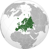 Europe_orthographic_Caucasus_Urals_boundary_(with_borders).svg