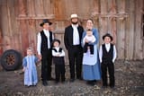 Family-of-Amish