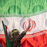 IranFlagIRGCSoldierMT1NURPHO000ONURGK