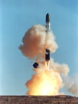 Dnepr_rocket_lift-off_1
