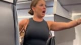 woman_plane72