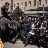 21mideast-crisis-briefing-gbwf-square6402