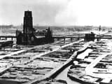 2560px-Rotterdam,_Laurenskerk,_na_bombardement_van_mei_1940