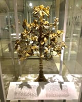 Bunga_mas_to_siam,_muzium_negara