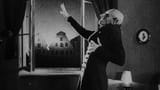 nosferatu-eine-symphonie-des-grauens-dies-death-sunlight-ending-count-orlok-max-schreck-vampire-german-expressionism-dracula-classic-review-3038415744