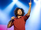Zack-de-la-Rocha-Rage-Against-the-Machine-Far-Out-Magazine-1140x855