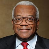 02911a60-e2fa-11ef-b012-e3672bd36283-Sir Trevor McDonald OBE - Headshot