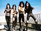 kiss-996a7f49c55848e1865b114a4c4a0a7b