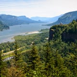 views-of-the-columbia-river-gdf99f6