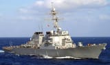 USS_Arleigh_Burke_(DDG_51)_steams_through_the_Mediterranean_Sea