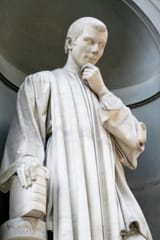 MachiavelliStatue-2950719897