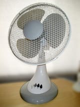 1200px-Table_fan_FT-1201_II_30_cm_9186